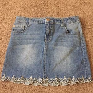 denim skirt